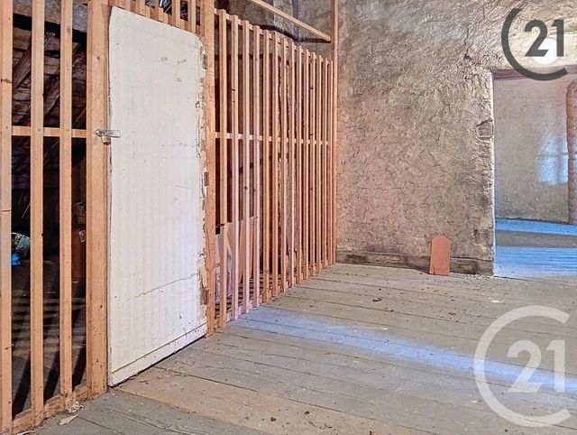 Appartement F4 à vendre - 4 pièces - 122 m2 - Neufchateau - 88 - LORRAINE