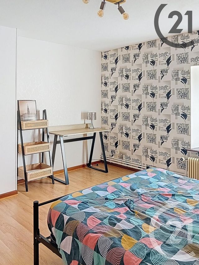 Appartement F4 à vendre - 4 pièces - 122 m2 - Neufchateau - 88 - LORRAINE