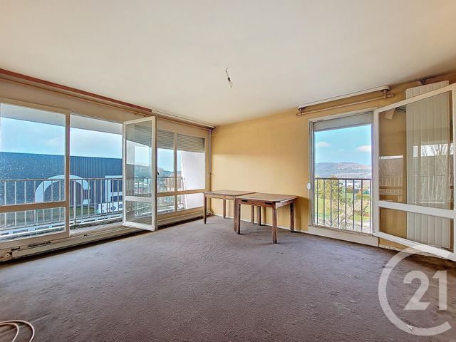 Appartement F4 à vendre - 4 pièces - 75 m2 - Vittel - 88 - LORRAINE