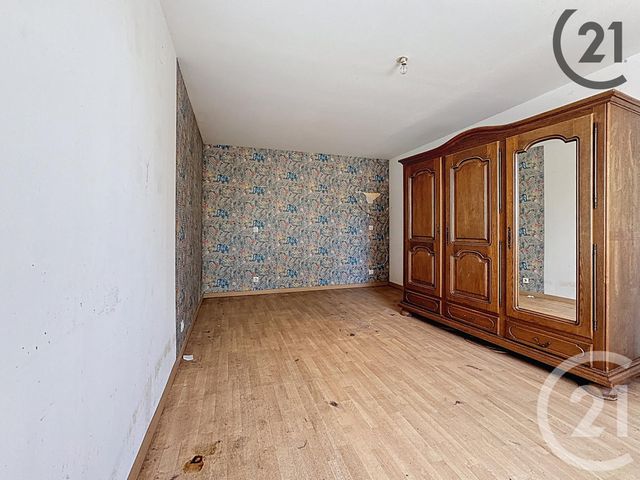 Appartement &agrave; vendre - 20 pi&egrave;ces - 250 m2 - Darney - 88 - LORRAINE