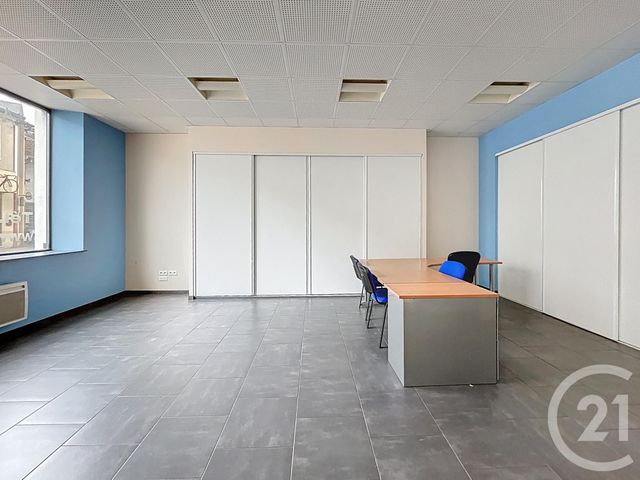 Appartement Local à vendre - 3 pièces - 95,48 m2 - Vittel - 88 - LORRAINE