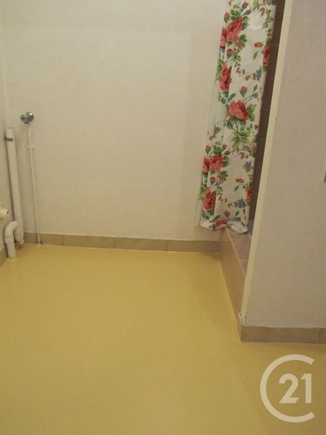 Appartement F2 à louer - 2 pièces - 40 m2 - Mirecourt - 88 - LORRAINE