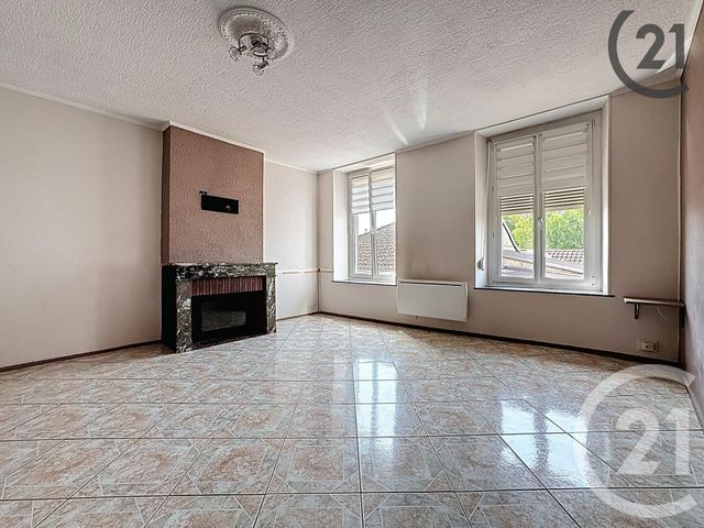 Appartement à vendre - 6 pièces - 146,34 m2 - Mirecourt - 88 - LORRAINE