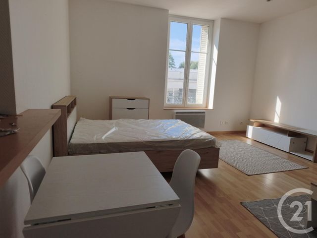Appartement F1 &agrave; louer - 1 pi&egrave;ce - 33,40 m2 - Vittel - 88 - LORRAINE