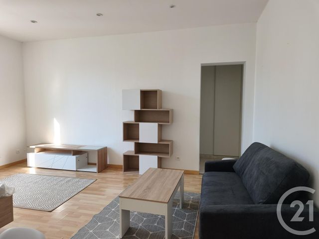 Appartement F1 &agrave; louer - 1 pi&egrave;ce - 33,40 m2 - Vittel - 88 - LORRAINE