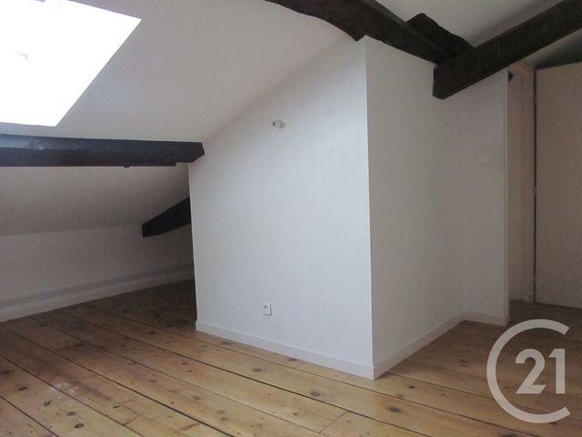 Appartement F5 à louer - 5 pièces - 64 m2 - Mirecourt - 88 - LORRAINE