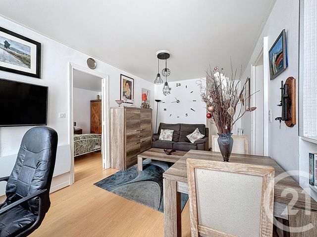 Appartement F2 &agrave; vendre - 2 pi&egrave;ces - 45 m2 - Vittel - 88 - LORRAINE