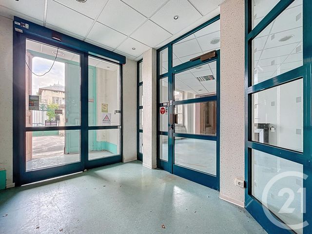 Maison à vendre - 18 pièces - 565 m2 - Mirecourt - 88 - LORRAINE