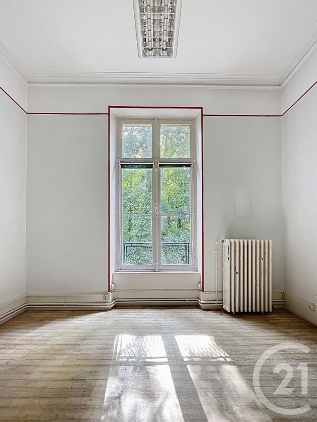 Maison à vendre - 18 pièces - 565 m2 - Mirecourt - 88 - LORRAINE