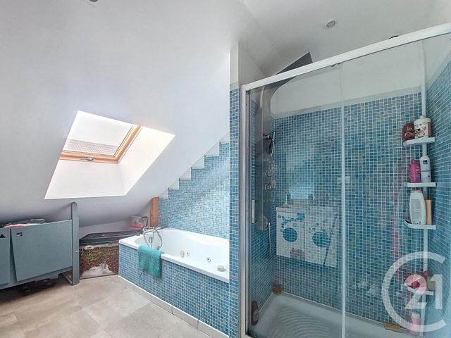 Appartement Loft à vendre - 4 pièces - 127 m2 - Vittel - 88 - LORRAINE