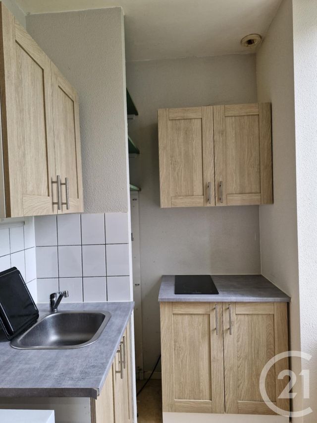 Appartement F1 à louer - 1 pièce - 28 m2 - Mirecourt - 88 - LORRAINE