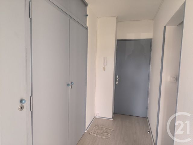 Appartement F3 à louer - 4 pièces - 75 m2 - Vittel - 88 - LORRAINE