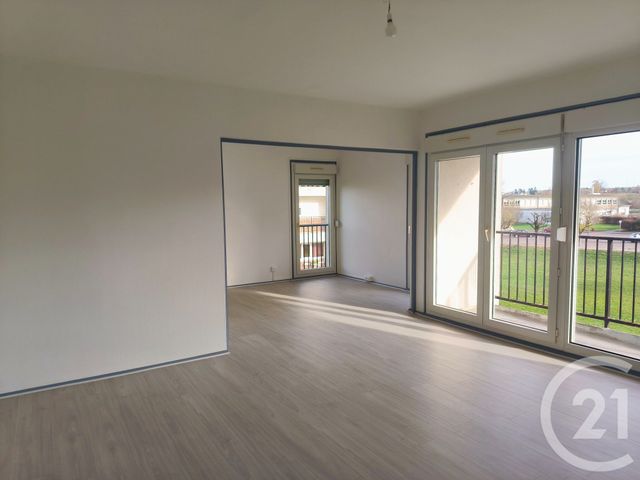 Appartement F3 à louer - 4 pièces - 75 m2 - Vittel - 88 - LORRAINE