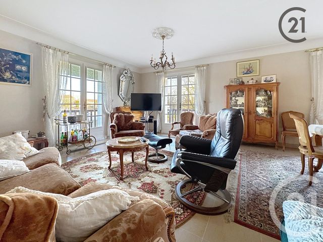 Maison à vendre - 8 pièces - 237 m2 - Vrecourt - 88 - LORRAINE