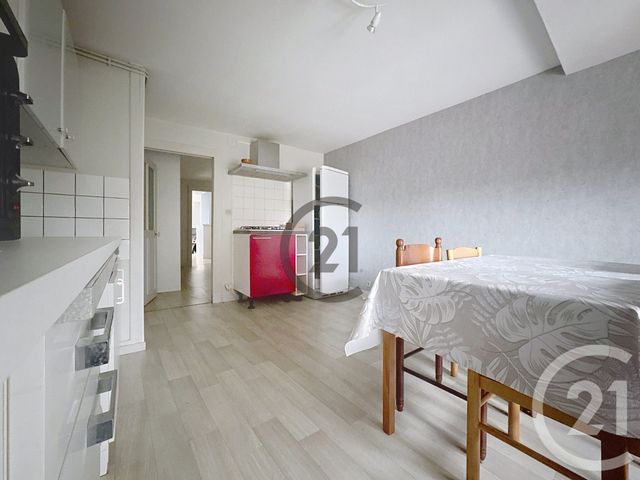 Appartement F2 à louer - 2 pièces - 41 m2 - Mirecourt - 88 - LORRAINE