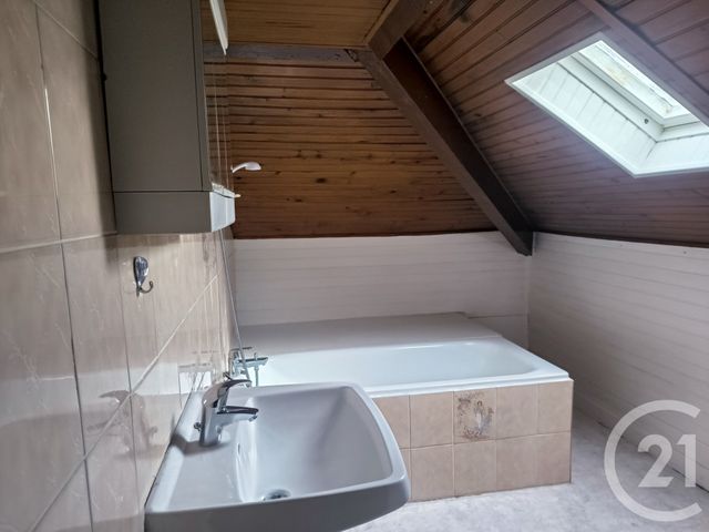 Appartement à louer - 3 pièces - 50 m2 - Vittel - 88 - LORRAINE