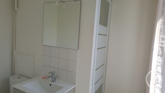Appartement F1 &agrave; louer - 1 pi&egrave;ce - 19 m2 - Vittel - 88 - LORRAINE