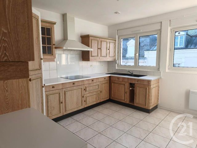 Appartement F4 &agrave; louer - 4 pi&egrave;ces - 78 m2 - Vittel - 88 - LORRAINE