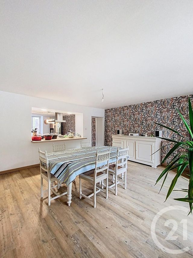 Maison &agrave; louer - 6 pi&egrave;ces - 172 m2 - Dombrot Le Sec - 88 - LORRAINE