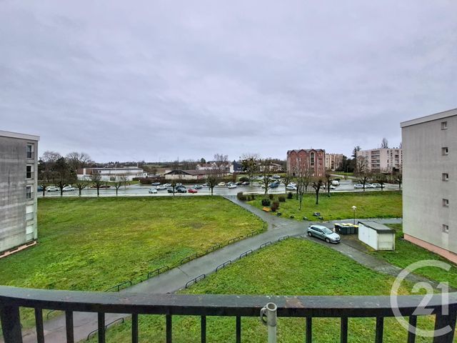 Appartement &agrave; vendre - 4 pi&egrave;ces - 75 m2 - Vittel - 88 - LORRAINE