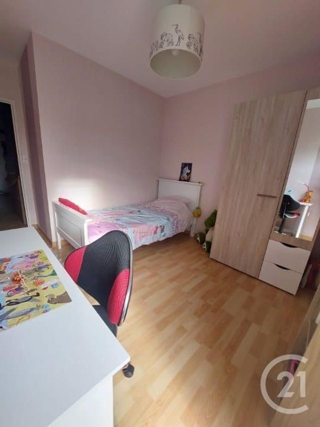 Appartement &agrave; vendre - 4 pi&egrave;ces - 75 m2 - Vittel - 88 - LORRAINE
