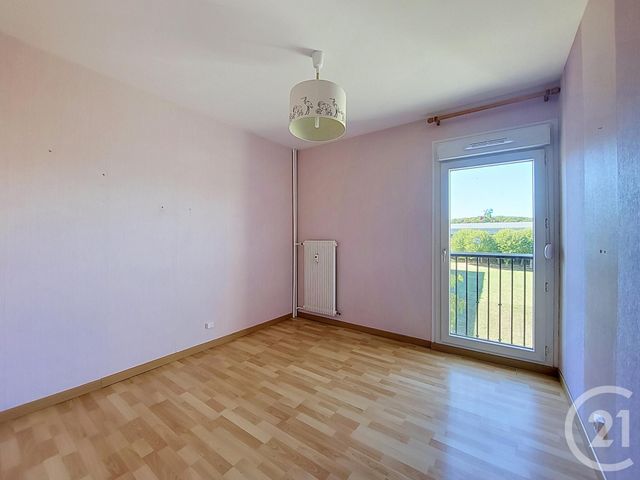 Appartement &agrave; vendre - 4 pi&egrave;ces - 75 m2 - Vittel - 88 - LORRAINE