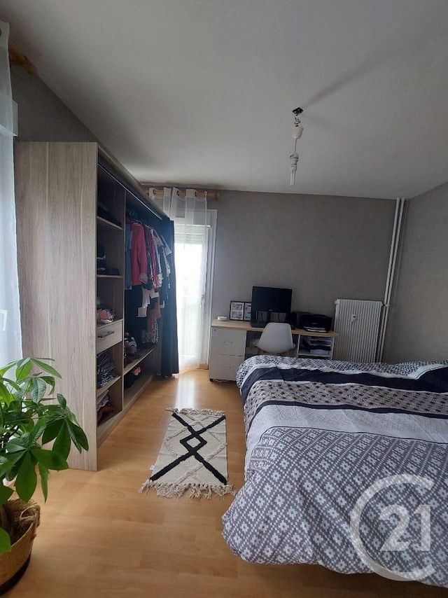 Appartement &agrave; vendre - 4 pi&egrave;ces - 75 m2 - Vittel - 88 - LORRAINE