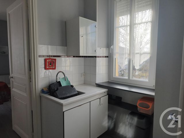 Appartement F2 &agrave; louer - 2 pi&egrave;ces - 33 m2 - Vittel - 88 - LORRAINE