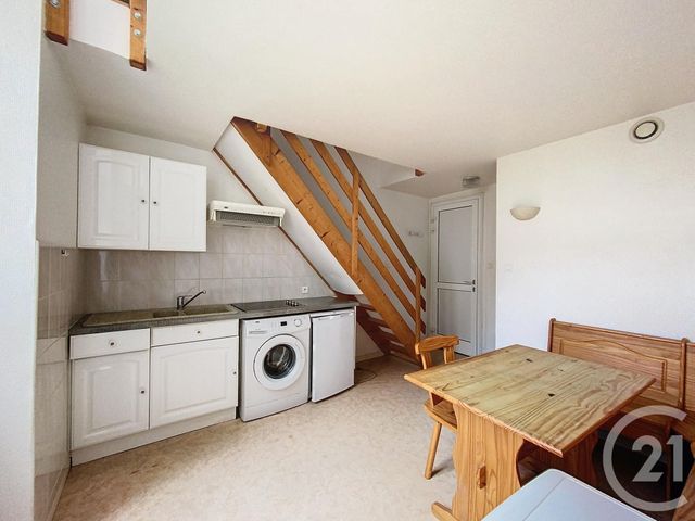 Appartement F1 &agrave; louer - 1 pi&egrave;ce - 23,60 m2 - Vittel - 88 - LORRAINE