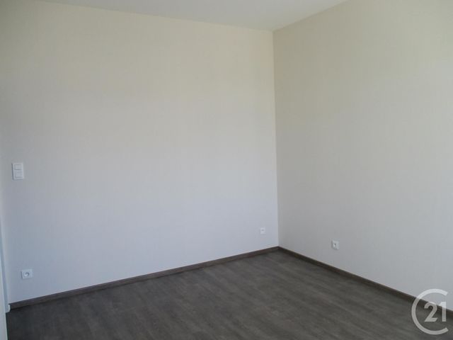 Appartement F2 &agrave; louer - 2 pi&egrave;ces - 39 m2 - Vittel - 88 - LORRAINE