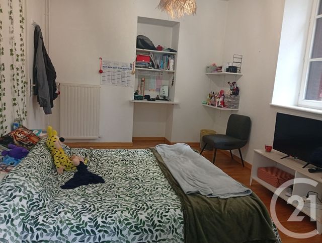 Appartement F5 &agrave; louer - 5 pi&egrave;ces - 105 m2 - Vittel - 88 - LORRAINE