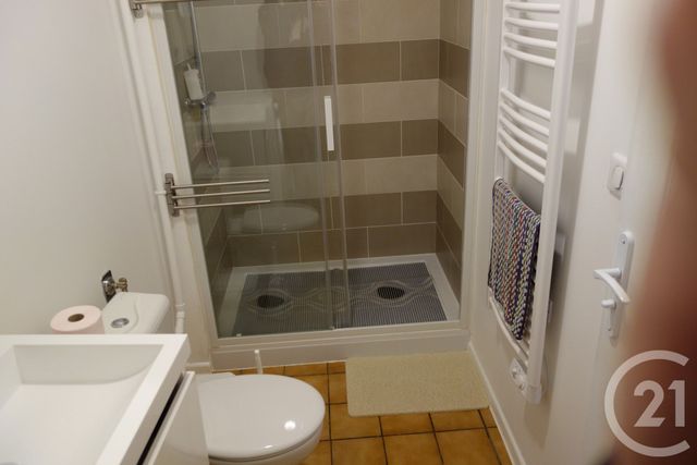 Maison &agrave; louer - 3 pi&egrave;ces - 47 m2 - Vittel - 88 - LORRAINE