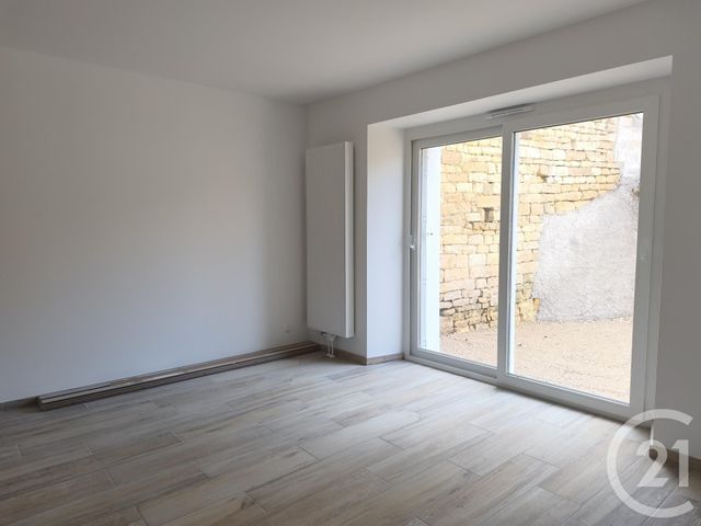 Maison &agrave; louer - 5 pi&egrave;ces - 125 m2 - La Vacheresse Et La Rouillie - 88 - LORRAINE