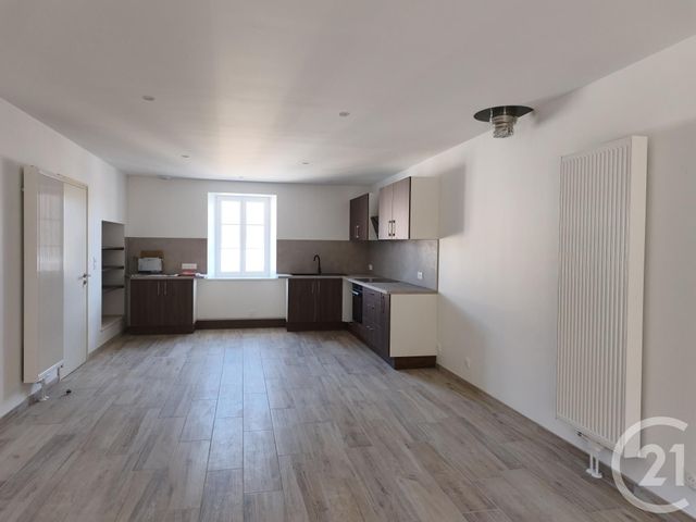 Maison &agrave; louer - 5 pi&egrave;ces - 125 m2 - La Vacheresse Et La Rouillie - 88 - LORRAINE