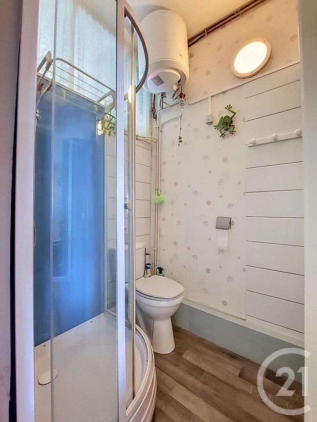 Appartement Studio &agrave; vendre - 1 pi&egrave;ce - 20,50 m2 - Vittel - 88 - LORRAINE