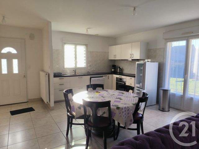 Maison &agrave; louer - 7 pi&egrave;ces - 141 m2 - Vittel - 88 - LORRAINE