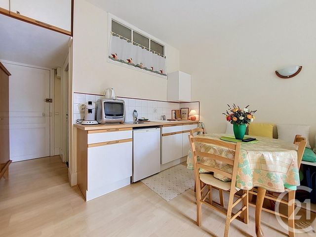 Appartement Studio &agrave; vendre - 3 pi&egrave;ces - 26,70 m2 - Vittel - 88 - LORRAINE