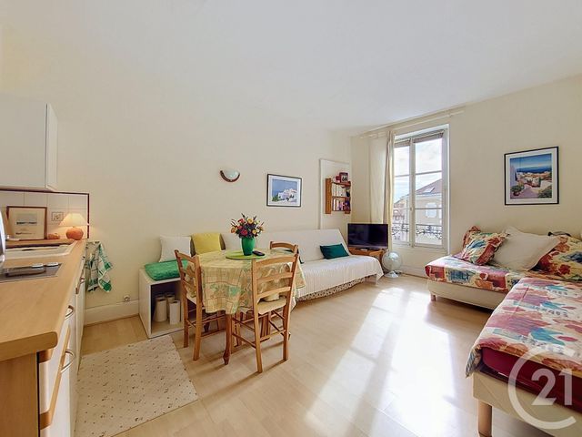 Appartement Studio &agrave; vendre - 3 pi&egrave;ces - 26,70 m2 - Vittel - 88 - LORRAINE