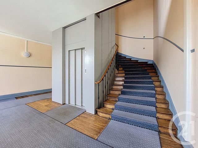 Appartement Studio &agrave; vendre - 3 pi&egrave;ces - 26,70 m2 - Vittel - 88 - LORRAINE
