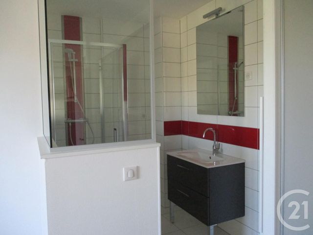 Appartement F2 &agrave; louer - 2 pi&egrave;ces - 35,74 m2 - Vittel - 88 - LORRAINE