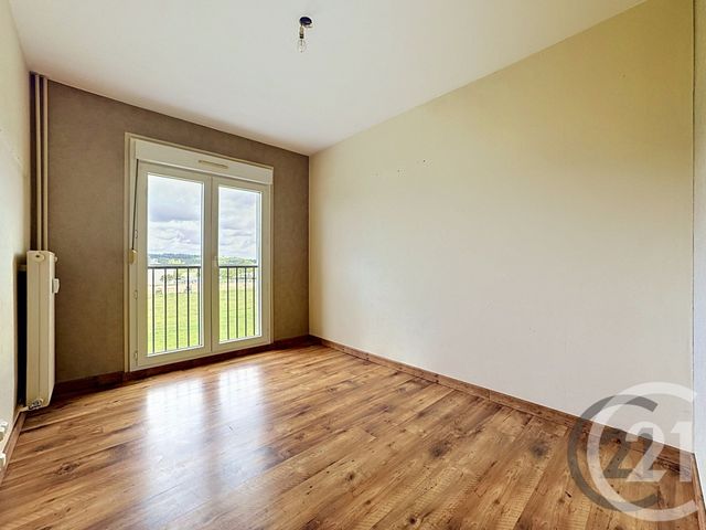 Appartement F4 &agrave; vendre - 4 pi&egrave;ces - 65,45 m2 - Vittel - 88 - LORRAINE