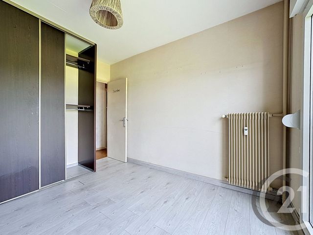 Appartement F4 &agrave; vendre - 4 pi&egrave;ces - 65,45 m2 - Vittel - 88 - LORRAINE
