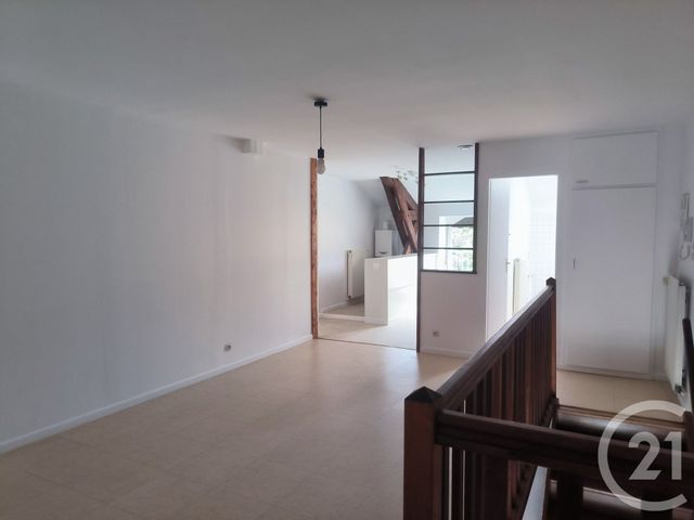 Appartement F2 &agrave; louer - 2 pi&egrave;ces - 66 m2 - Neufchateau - 88 - LORRAINE