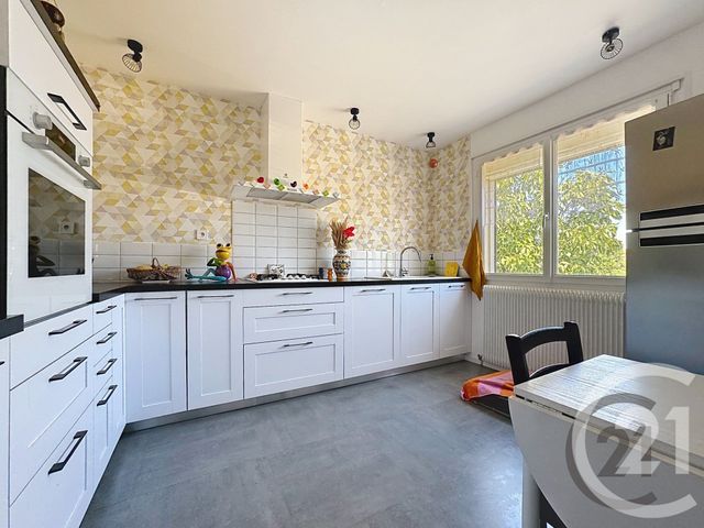 Maison &agrave; vendre - 5 pi&egrave;ces - 89 m2 - Vittel - 88 - LORRAINE