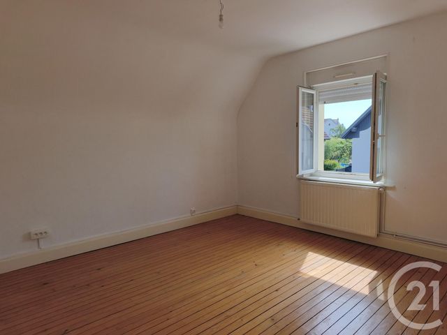 Maison &agrave; louer - 5 pi&egrave;ces - 103 m2 - Vittel - 88 - LORRAINE