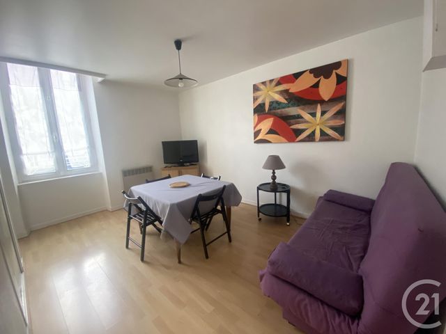 Appartement F2 &agrave; louer - 2 pi&egrave;ces - 38,27 m2 - Vittel - 88 - LORRAINE
