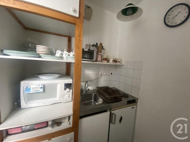 Appartement F2 &agrave; louer - 2 pi&egrave;ces - 38,27 m2 - Vittel - 88 - LORRAINE