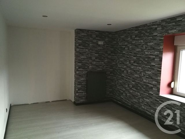 Maison &agrave; louer - 5 pi&egrave;ces - 107 m2 - Les Vallois - 88 - LORRAINE