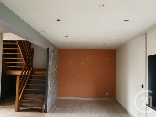 Maison &agrave; louer - 5 pi&egrave;ces - 107 m2 - Les Vallois - 88 - LORRAINE