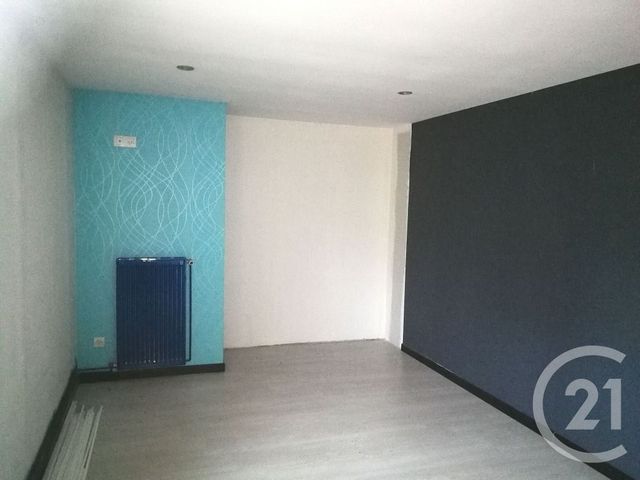 Maison &agrave; louer - 5 pi&egrave;ces - 107 m2 - Les Vallois - 88 - LORRAINE
